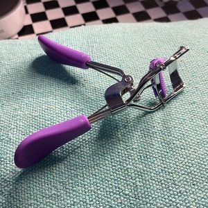 Comb Eyelash Curler